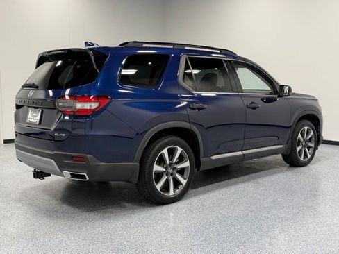 Used 2024 Honda Pilot Elite image 8