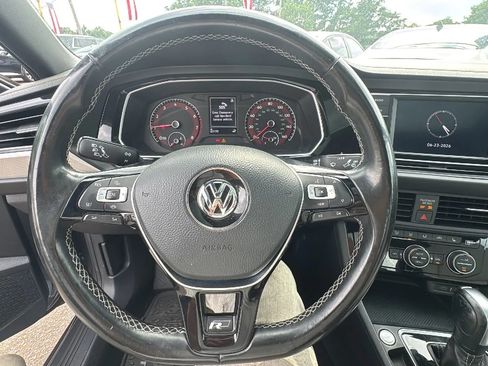 Used 2020 Volkswagen Jetta R-Line w/ R-Line Cold Weather Package FWD image 26