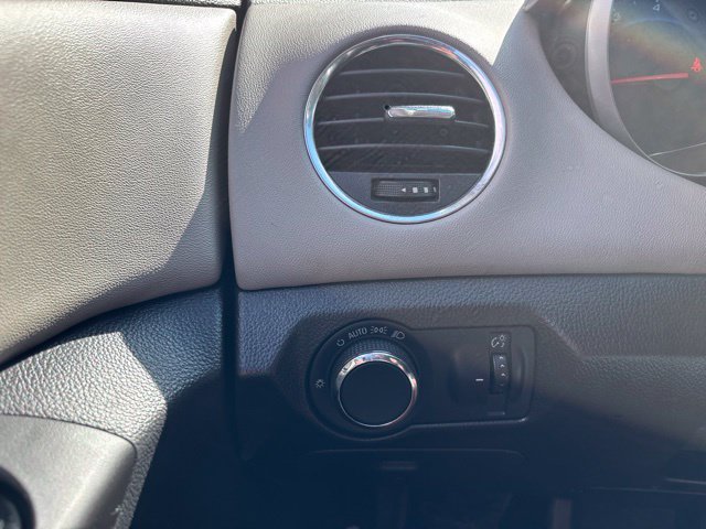 Used 2014 Chevrolet Cruze LS FWD image 17
