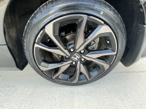 Used 2019 Honda Civic Sport image 23