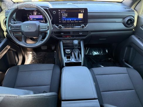 Used 2023 Chevrolet Colorado Trail Boss w/ Technology Package image 27