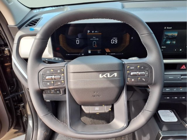 New 2027 Kia Seltos S FWD image 8