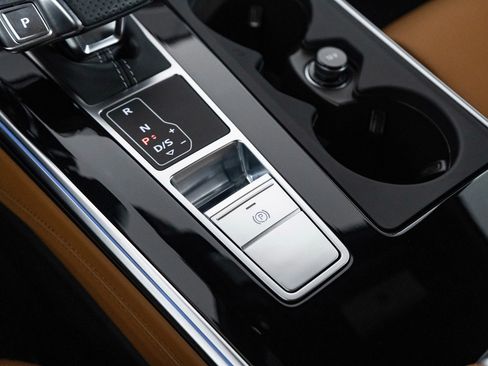 Used 2025 Audi RS 6 performance image 41