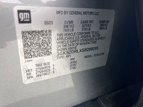 Used 2025 GMC Yukon Denali AWD/4WD image 32