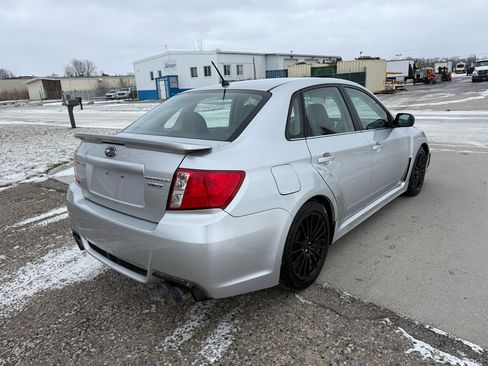 Used 2011 Subaru Impreza WRX Premium image 5
