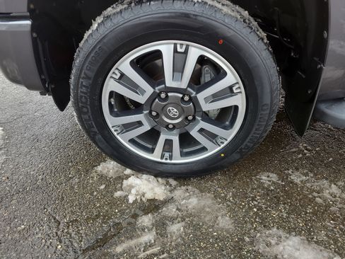 Certified 2019 Toyota Tundra SR5 image 9