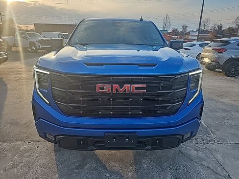 Used 2023 GMC Sierra 1500 Elevation image 3