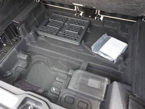 Used 2018 Mercedes-Benz GLC 300 image 23