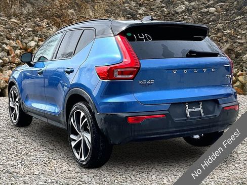Used 2021 Volvo XC40 T5 R-Design w/ Climate Package AWD/4WD image 11