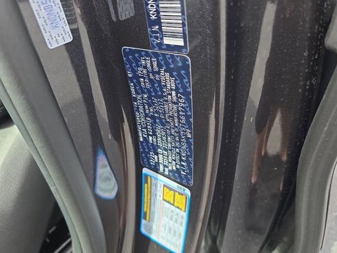 New 2026 Kia Carnival image 22