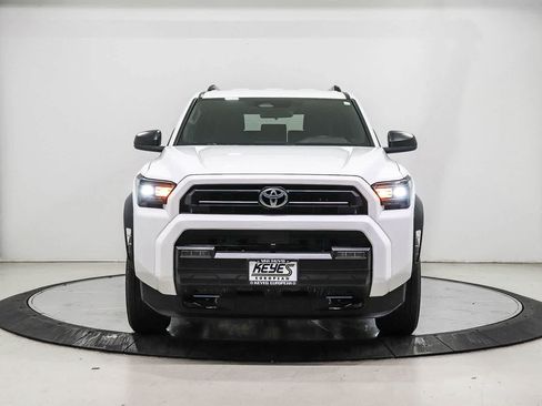 Used 2025 Toyota 4Runner SR5 RWD image 6