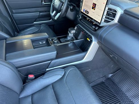 Used 2023 Toyota Tundra Platinum AWD/4WD image 14