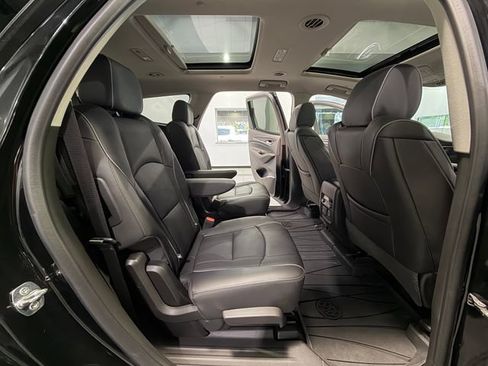 Used 2021 Buick Enclave Avenir w/ Avenir Technology Package FWD image 14
