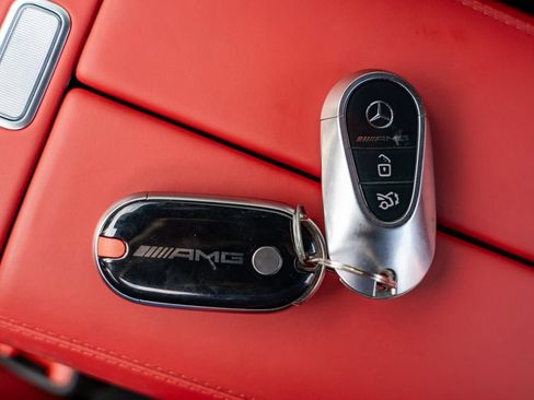 Used 2025 Mercedes-Benz AMG GT 55 image 31
