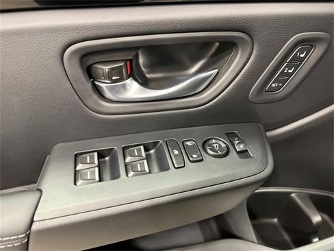 New 2025 Honda Pilot Touring image 15