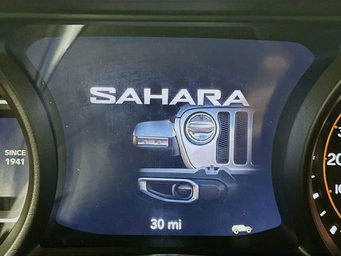 New 2025 Jeep Wrangler Sahara w/ Technology Group image 11