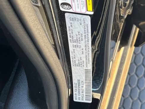 Used 2023 RAM 1500 Big Horn RWD image 32