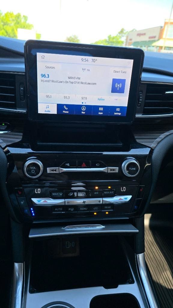 Used 2021 Ford Explorer Limited w/ Equipment Group 301A RWD image 34