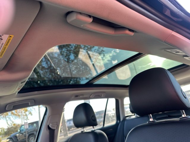 Used 2019 Volkswagen Golf SE FWD image 11