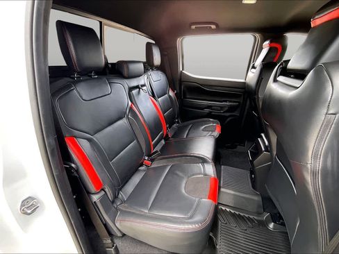 Used 2025 Ford Ranger Raptor AWD/4WD image 19