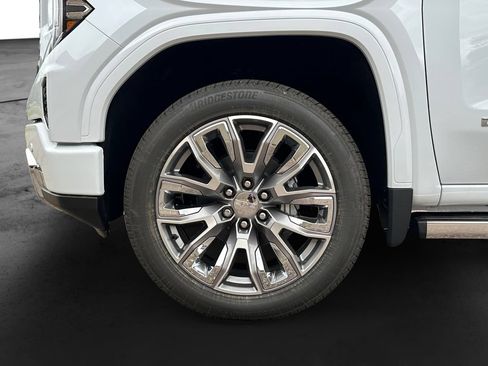 New 2026 GMC Sierra 1500 Denali AWD/4WD image 11