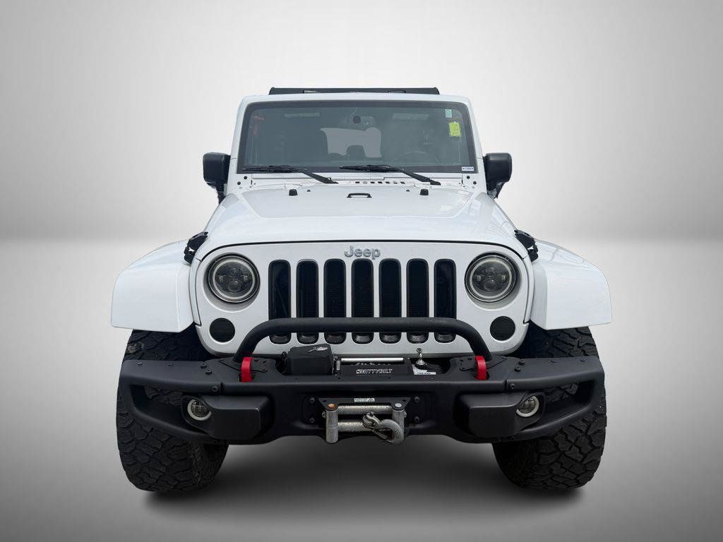 Used 2017 Jeep Wrangler Unlimited Sahara w/ Max Tow Package AWD/4WD image 7