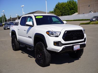Used 2021 Toyota Tacoma TRD Off-Road w/ Technology Package