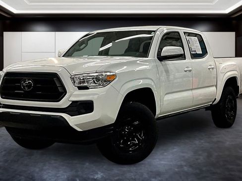 Used 2023 Toyota Tacoma SR AWD/4WD image 3