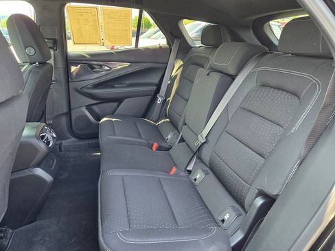 Used 2025 Chevrolet Blazer EV LT AWD/4WD image 25
