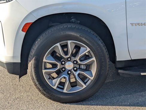 Certified 2024 Chevrolet Tahoe LS w/ Driver Alert Package image 10