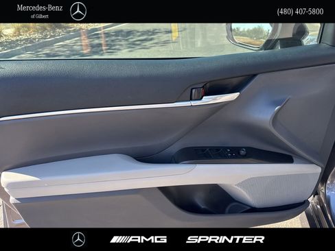 Used 2023 Toyota Camry LE image 10