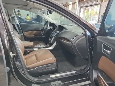 Used 2018 Acura TLX V6 w/ Technology Package FWD image 15