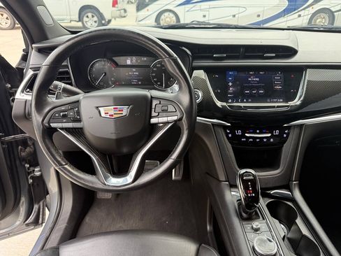 Used 2020 Cadillac XT6 Sport AWD/4WD image 33