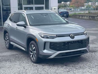 New 2025 Volkswagen Tiguan S