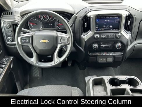 Used 2021 Chevrolet Silverado 1500 LT image 13