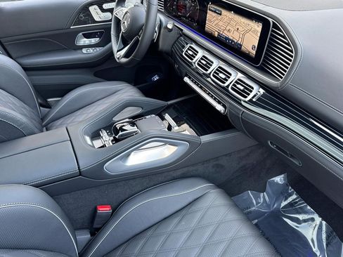 New 2026 Mercedes-Benz Maybach GLS 600 4MATIC image 27