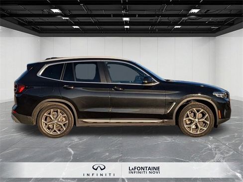 Used 2023 BMW X3 xDrive30i w/ Premium Package image 6