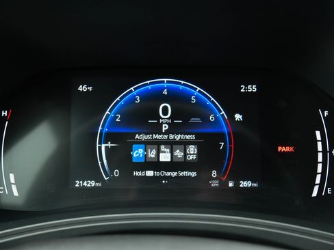 Used 2025 Toyota Grand Highlander AWD image 34