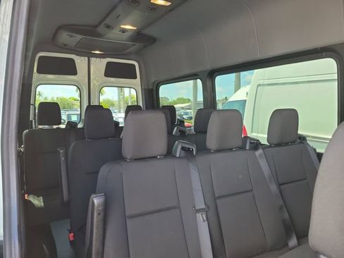 Used 2025 Mercedes-Benz Sprinter 2500 image 6