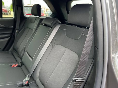 New 2026 Jeep Grand Cherokee Laredo X AWD/4WD image 22