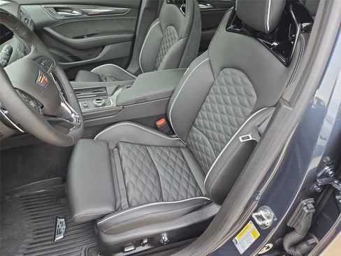 New 2026 Cadillac CT5 V w/ Technology Package RWD image 11