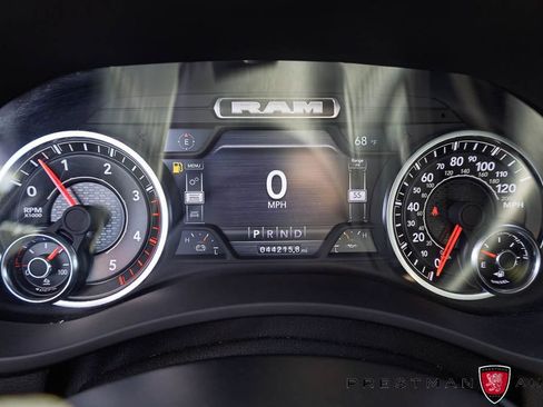 Used 2024 RAM 2500 Laramie w/ Night Edition AWD/4WD image 31