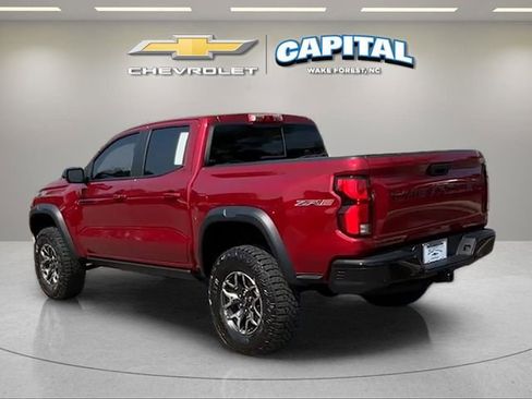 Used 2024 Chevrolet Colorado ZR2 w/ ZR2 Convenience Package III AWD/4WD image 3