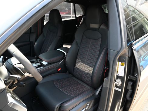 Used 2024 Audi RS Q8 AWD/4WD image 19