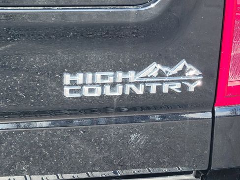 Used 2024 Chevrolet Silverado 1500 High Country image 11