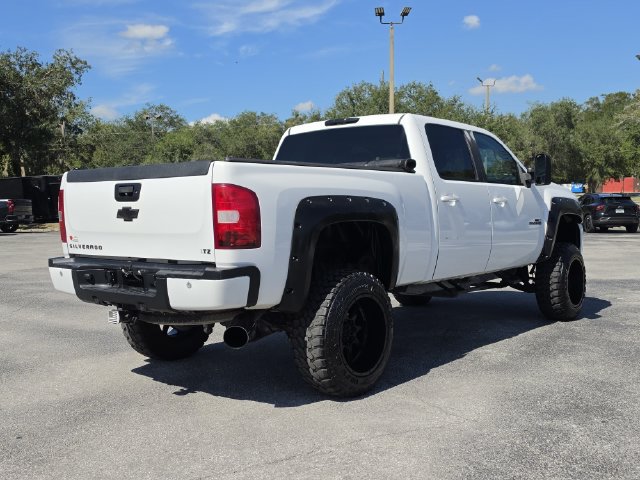 Used 2008 Chevrolet Silverado 2500 LTZ w/ Safety Package AWD/4WD image 4