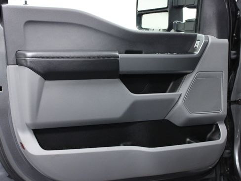 Used 2024 Ford F250 XL w/ STX Appearance Package image 11