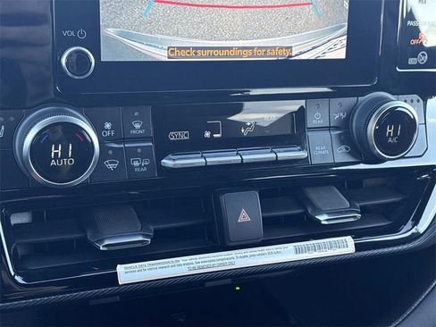 Used 2024 Toyota Highlander XSE image 49