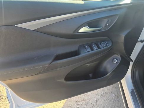 New 2026 Buick Envista Avenir image 19