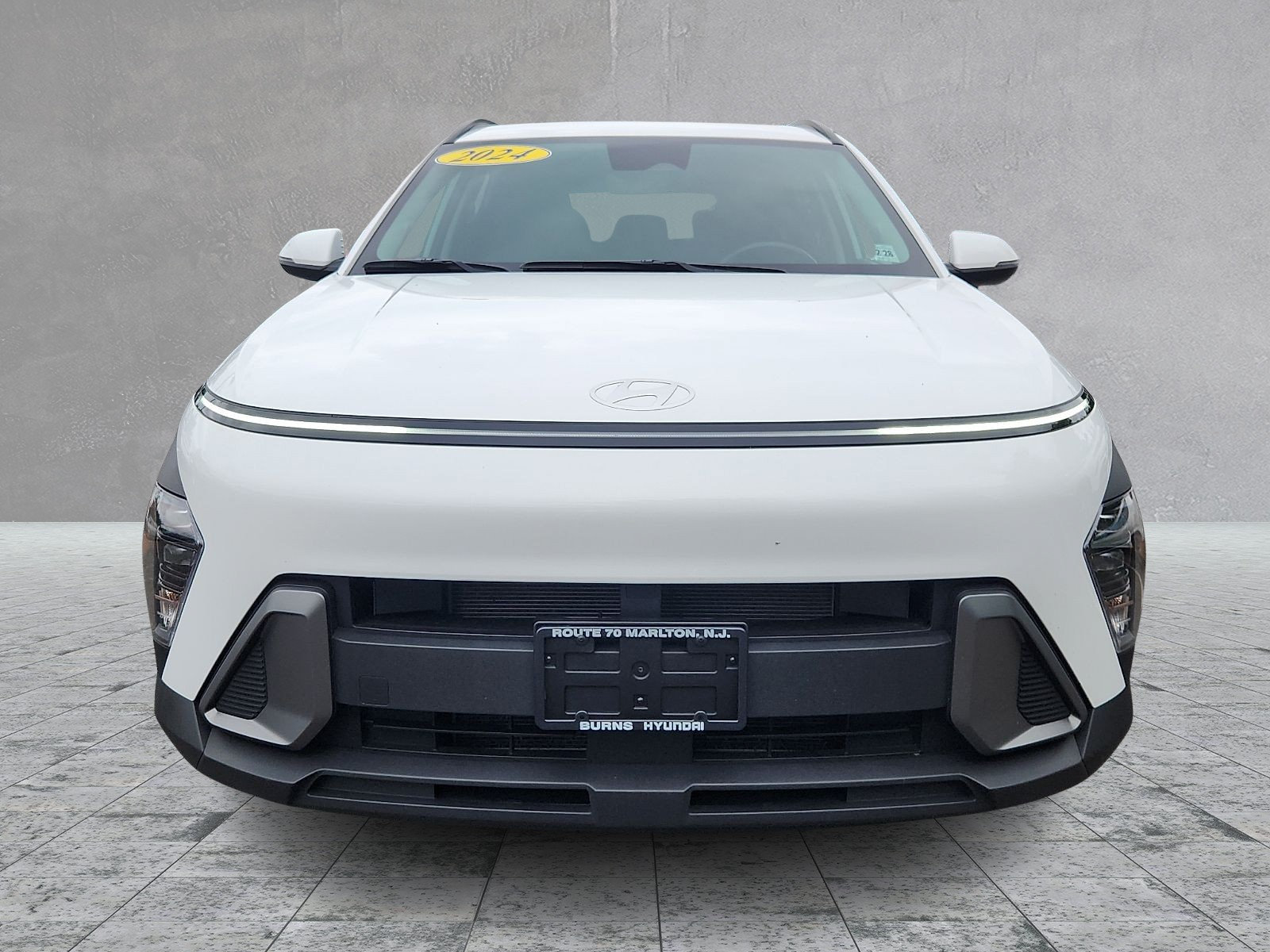 Certified 2024 Hyundai Kona SEL AWD/4WD image 2